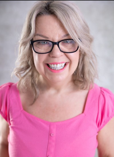 Jacqueline  cooper 