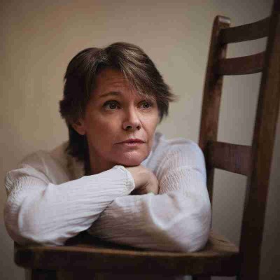 Petrova  C. Fairhurst 