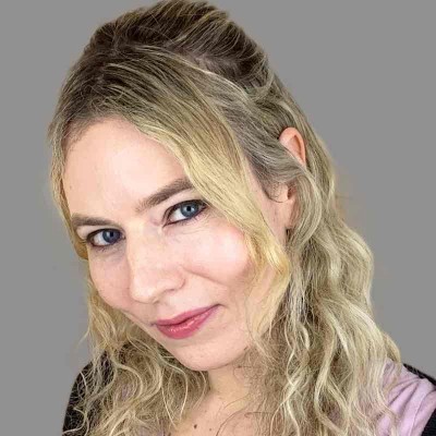 Sophie Flack