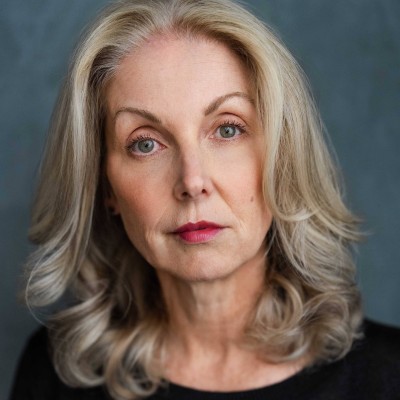 Suzanna  Hughes 