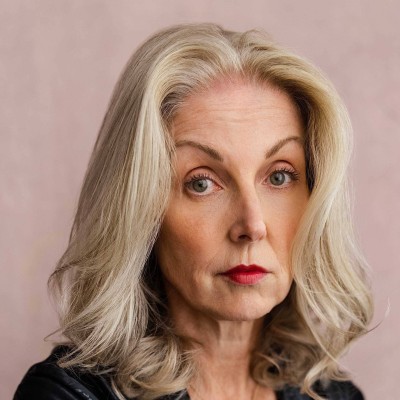 Suzanna  Hughes 