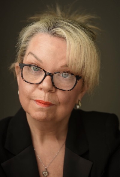 Jacqueline  cooper 