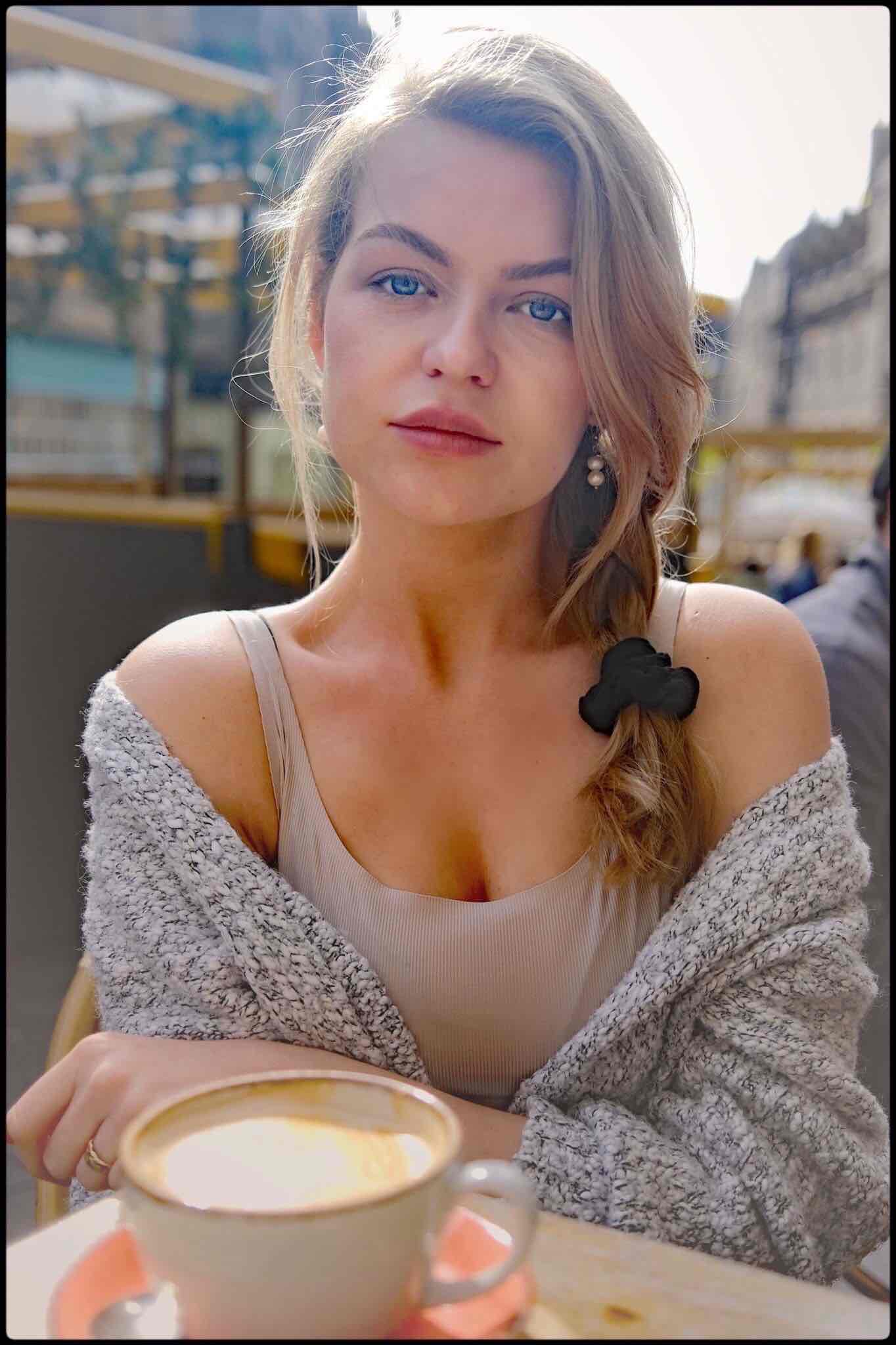 Featured vShowcards member
